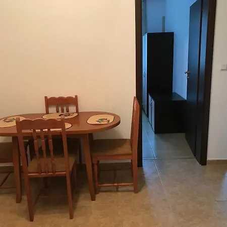 شقة Amfora